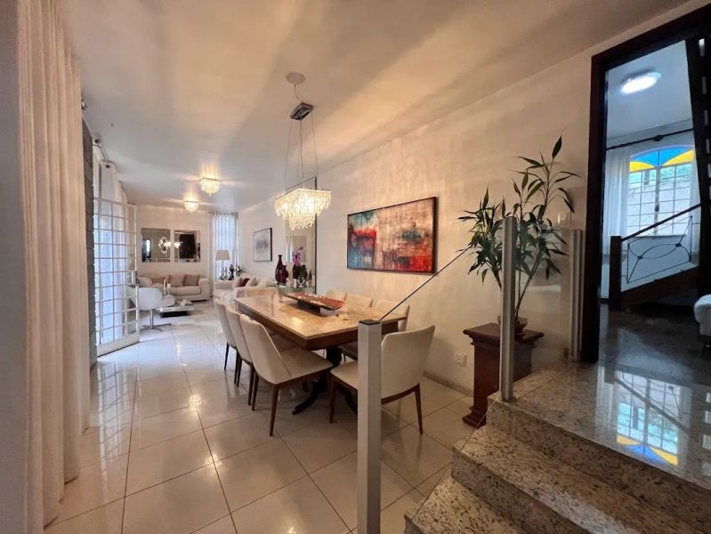 Casa com 5 quartos — Cidade Nova, Belo Horizonte