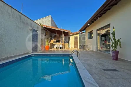 Casa com 3 Quartos à venda, 137m² no Balneario Flórida, Peruíbe