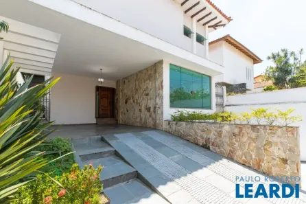 Sobrado com 4 Quartos à venda, 275m² no Jardim da Glória, São Paulo