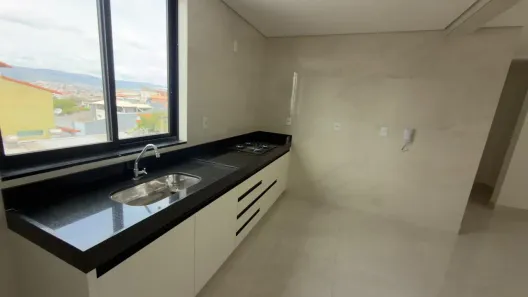 Apartamento com 3 Quartos para alugar, 80m² no Industrial, Contagem