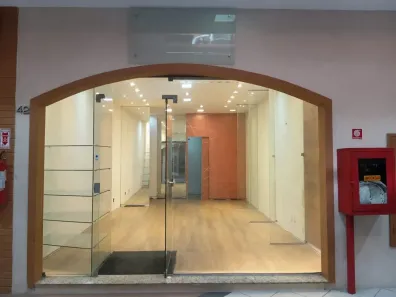 Ponto Comercial à venda, 60m² no Centro, São Gonçalo