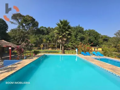 Fazenda/Sítio com 9 Quartos à venda, 653m² no Montevidéu, Nova Iguaçu