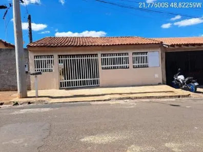 Casa com 2 Quartos à venda, 170m² no Jardim Felicidade, Ibitinga