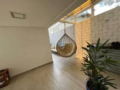 Casa de Condomínio com 4 Quartos à venda, 228m² no Centro, Contagem