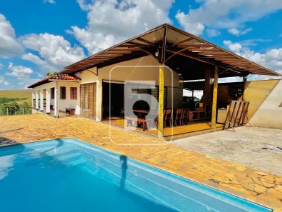 Fazenda/Sítio com 3 Quartos à venda, 1800m² no Área Rural de Conselheiro Lafaiete, Conselheiro Lafaiete
