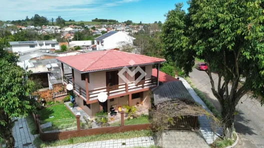 Casa com 4 Quartos à venda, 175m² no Tancredo Neves, Santa Maria