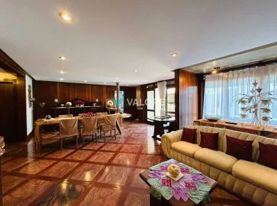 Casa com 5 Quartos à venda, 550m² no Belvedere, Belo Horizonte