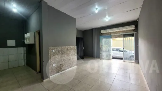 Ponto Comercial para alugar, 80m² no Planalto, Uberlândia