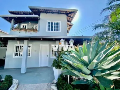 Casa com 6 Quartos à venda, 376m² no Praia dos Amores, Balneário Camboriú