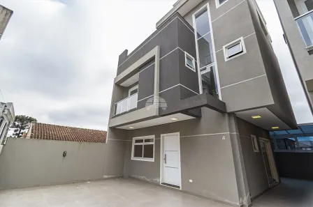 Sobrado com 3 Quartos à venda, 126m² no Bairro Alto, Curitiba