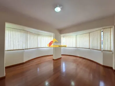 Apartamento com 4 Quartos para alugar, 200m² no Centro, Divinópolis