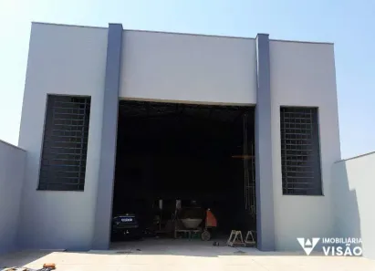 Galpão/Depósito/Armazém para alugar, 270m² no Parque das Laranjeiras, Uberaba