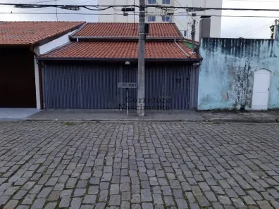 Casa com 3 Quartos à venda, 148m² no Jardim Jacinto, Jacareí