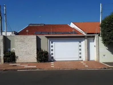 Casa com 4 Quartos à venda, 200m² no Chácara Girassol, Americana