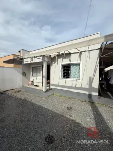 Casa com 2 Quartos à venda, 58m² no Universitário, Tijucas