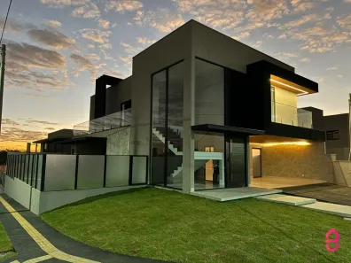 Casa de Condomínio com 4 Quartos à venda, 302m² no Jardins Capri, Senador Canedo