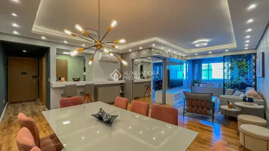 Apartamento com 3 Quartos à venda, 135m² no Vila Jardim, Porto Alegre