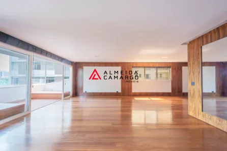 Apartamento com 3 Quartos à venda, 300m² no Cerqueira César, São Paulo