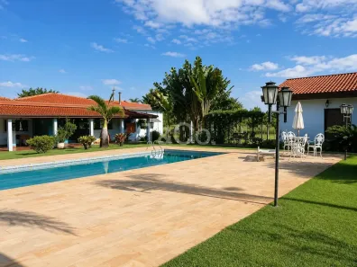 Fazenda/Sítio com 6 Quartos à venda, 165m² no Centro, Conchal