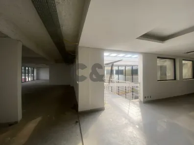 Sala Comercial para alugar, 227m² no Chácara Itaim, São Paulo