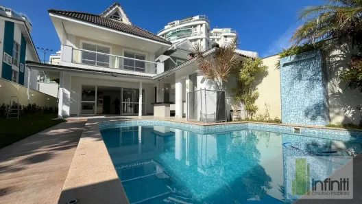 Casa de Condomínio com 4 Quartos para alugar, 350m² no Barra da Tijuca, Rio de Janeiro