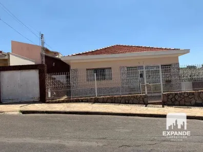 Casa com 3 Quartos à venda, 158m² no Centro, Botucatu