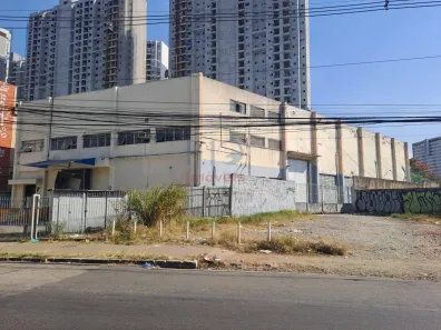 Lote/Terreno à venda, 2596m² no Água Branca, São Paulo