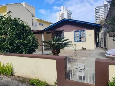 Casa com 3 Quartos à venda, 330m² no Kobrasol, São José
