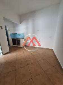 Casa com 1 Quarto para alugar, 30m² no Vila Paulo Silas, São Paulo