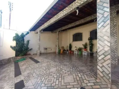 Casa com 3 Quartos à venda, 170m² no Jardim Brasília, Uberlândia