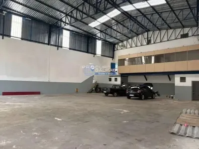 Galpão/Depósito/Armazém para alugar, 880m² no Batistini, São Bernardo do Campo