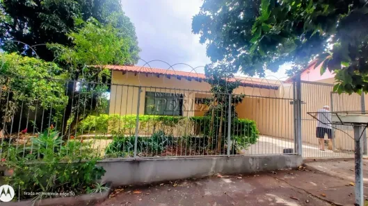 Casa com 3 Quartos à venda, 134m² no Coliseu, Londrina
