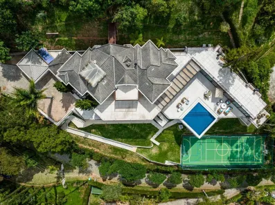 Casa de Condomínio com 6 Quartos à venda, 800m² no Araras, Petrópolis