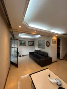 Casa com 4 Quartos à venda, 360m² no Glória, Contagem