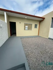 Casa com 2 Quartos para alugar, 50m² no Coloninha, Florianópolis