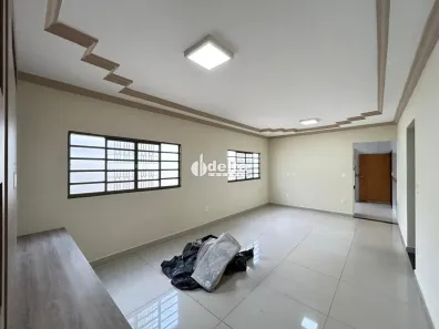 Casa com 4 Quartos à venda, 200m² no Jardim Ipanema, Uberlândia
