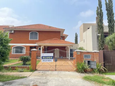 Sobrado com 5 Quartos para alugar, 278m² no Zona 05, Maringá