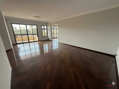Apartamento com 3 Quartos à venda, 176m² no Mercês, Uberaba