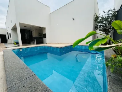 Casa de Condomínio com 3 Quartos à venda, 207m² no Laranjeiras, Uberlândia