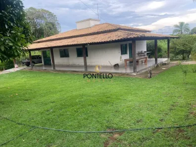 Fazenda/Sítio com 4 Quartos à venda, 240m² no Universitário, Sete Lagoas