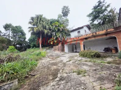 Sobrado com 4 Quartos à venda, 371m² no Caraguatá, Mairiporã