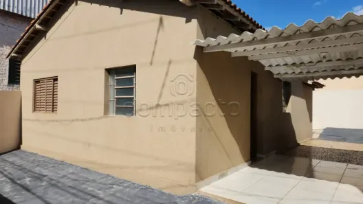 Casa com 2 Quartos para alugar, 70m² no Vila Novaes, São José do Rio Preto