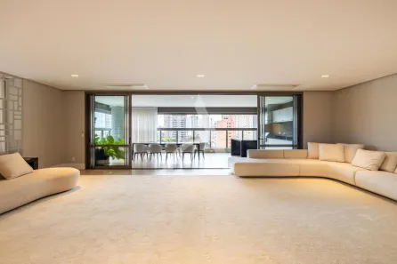 Apartamento com 3 Quartos para alugar, 318m² no Cambuí, Campinas