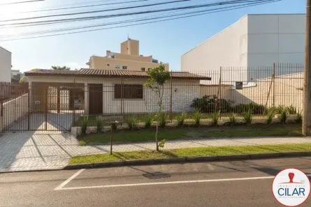 Imóvel Comercial com 2 Quartos para alugar, 120m² no Ahú, Curitiba