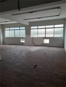 Sala Comercial à venda, 160m² no Centro, Santos