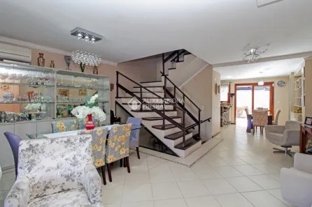 Casa com 4 Quartos à venda, 286m² no Vila Ipiranga, Porto Alegre