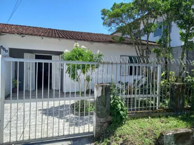 Casa com 4 Quartos à venda, 210m² no Cohapar, Guaratuba