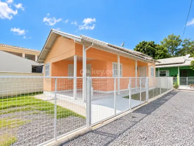 Casa com 3 Quartos para alugar, 96m² no Humaitá de Cima, Tubarão