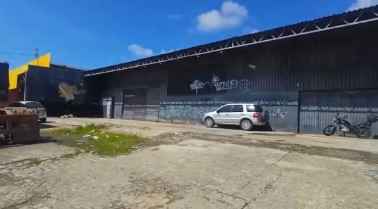 Galpão/Depósito/Armazém com 3 Quartos para venda ou aluguel, 1700m² no Feitosa, Maceió