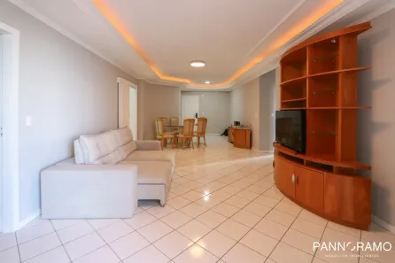 Apartamento com 3 Quartos para alugar, 120m² no Centro, Balneário Camboriú